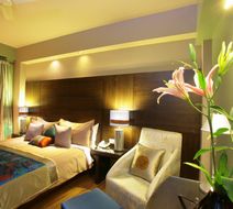 juSTa - The Residence, Gurgaon Room