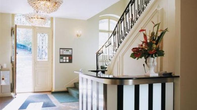 <b>Hotel Restaurant du Parc des Eaux-Vives Lobby</b> <b>Hotel Restaurant du Parc des Eaux-Vives Lobby</b>