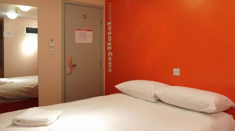 easyHotel London Paddington Room