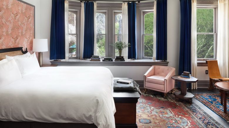 <b>The High Line Hotel Suite</b> <b>The High Line Hotel Suite</b>