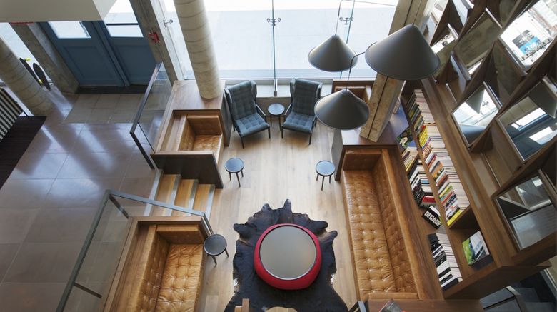 <b>Nolitan Hotel Lobby</b>