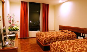 B&B Hotel Pau Lescar