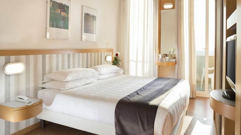 <b>Hotel Ascot Rimini Room</b>