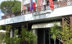 Massimi City Garden Hotel