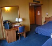 Massimi City Garden Hotel Room