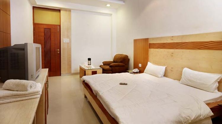 Hotel Mandakini Plaza Kanpur Suite