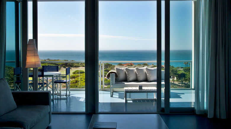 <b>The Oitavos Hotel Suite</b>