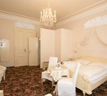 Pension Aviano Room