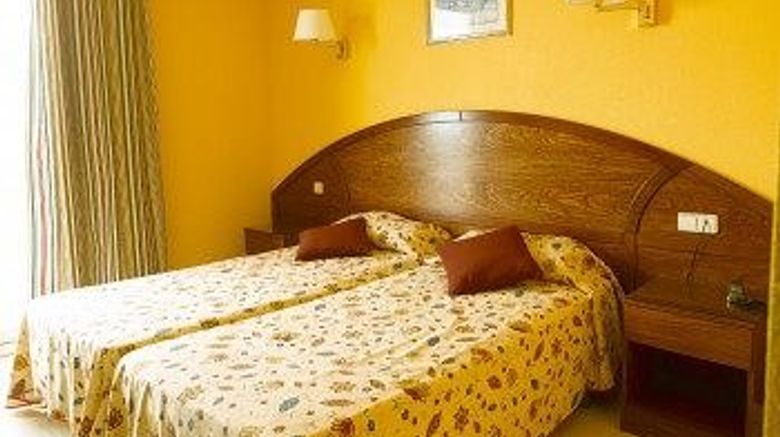 <b>Hotel Don Angel Room</b>
