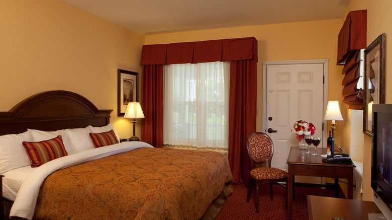 <b>Wine Country Inn Room</b>