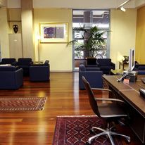 Mariners Court Hotel