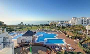 Fuerte Estepona Suites SPA
