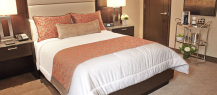 The Pearl Hotel Room
