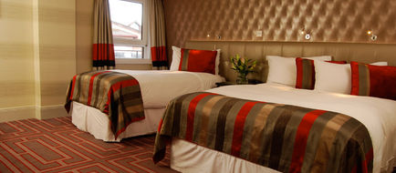 Benedicts of Belfast Room