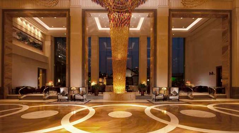<b>DoubleTree by Hilton Hotel Wuxi Lobby</b> <b>DoubleTree by Hilton Hotel Wuxi Lobby</b>