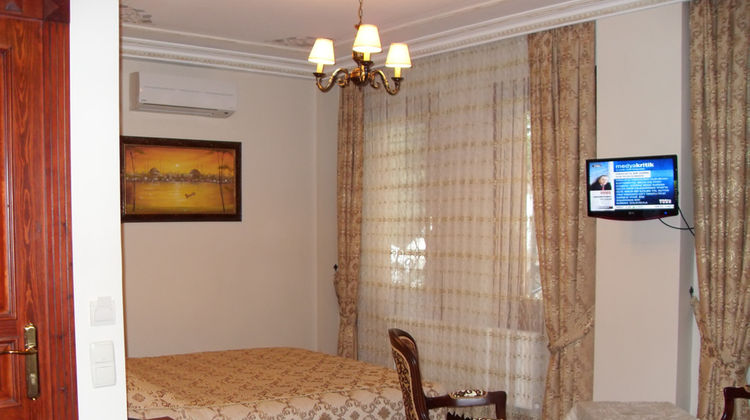Tashkonak Hotel Lobby