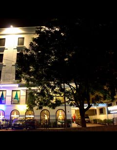 Hotel Grand Pavilion