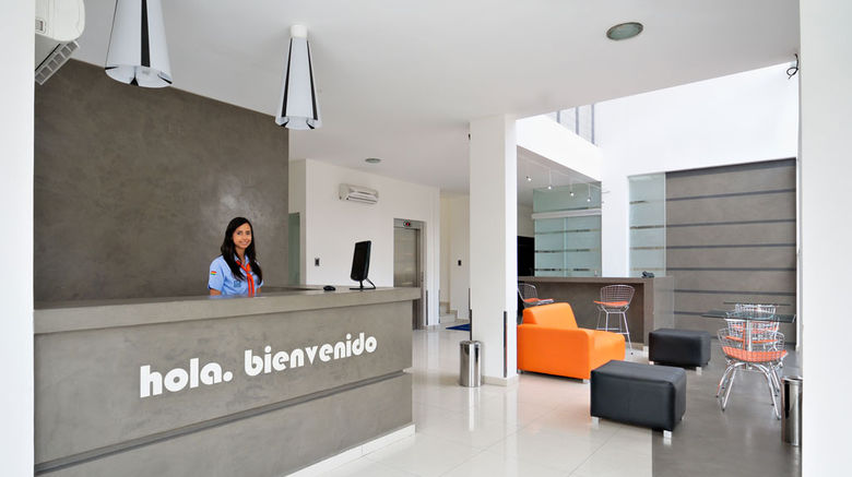 <b>Hotel LP Santa Cruz Lobby</b>