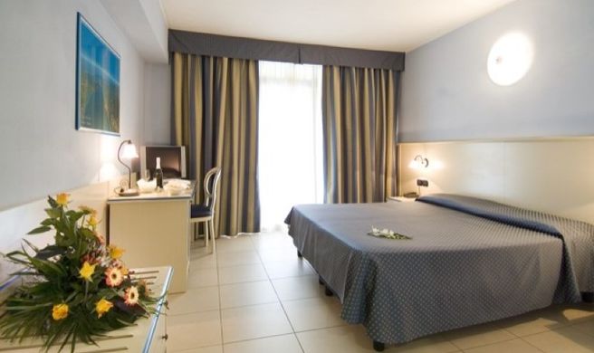 Hotel Lovere Resort & Spa Room