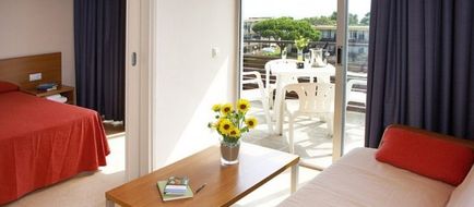 Aparthotel Comtat de Sant Jordi Room