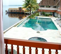 Lemon Tree Vembanad Lake Resort Pool