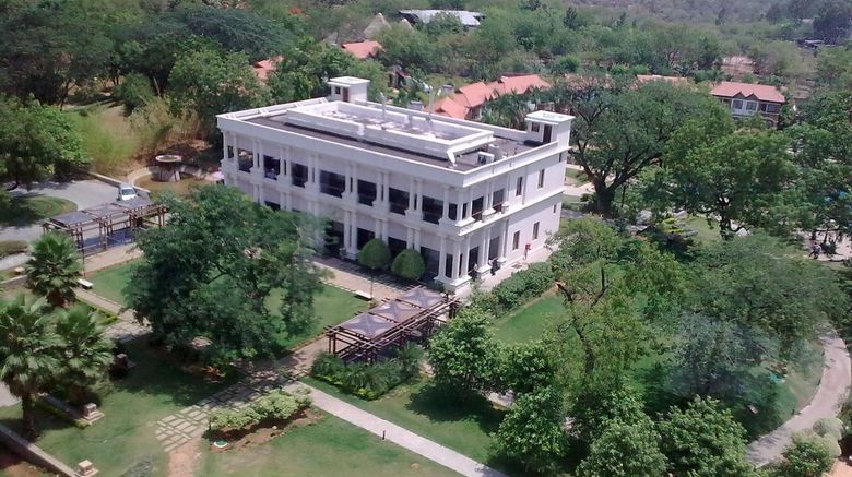 Golkonda Resort  and  Spa Exterior