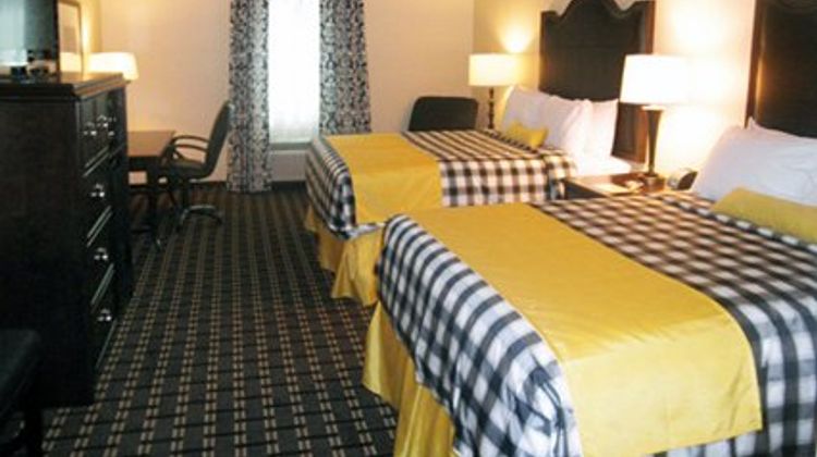 Evangeline Downs Hotel Room