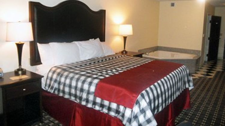 Evangeline Downs Hotel Suite