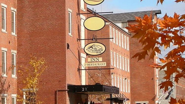 Common Man Inn & Restaurant Exterior