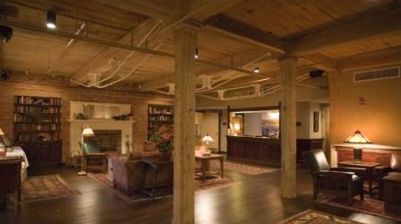 <b>Common Man Inn & Restaurant Lobby</b>