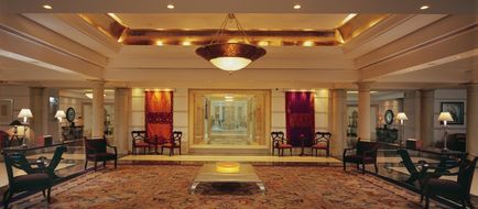 ITC Maratha, a Luxury Collection Hotel Lobby