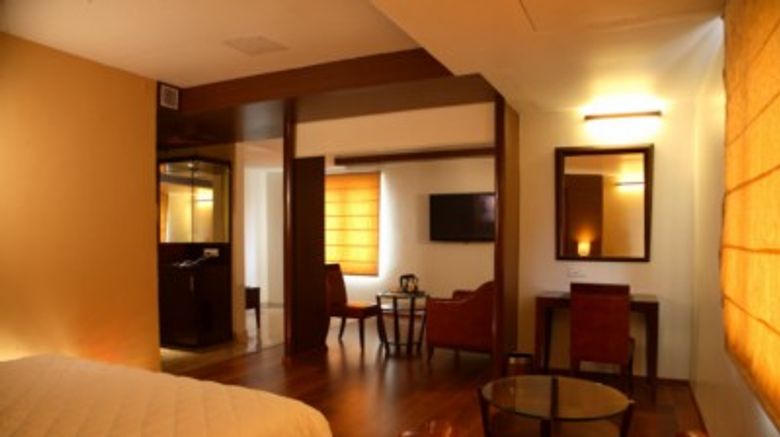 <b>Grand Gardenia Hotel Suite</b>