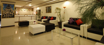 Sinsuvarn Airport Suite Lobby
