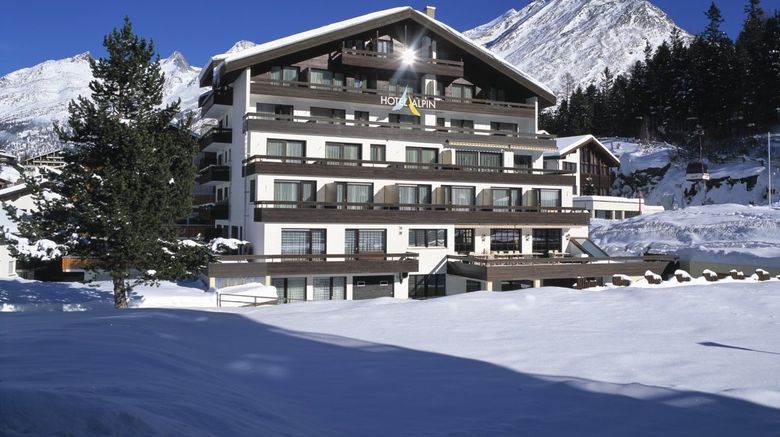 Hotel Alpin Exterior