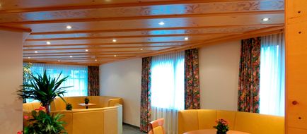 Hotel Alpin Lobby