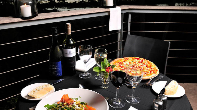 <b>Groote Eylandt Lodge, by Metro Hotels Restaurant</b> <b>Groote Eylandt Lodge, by Metro Hotels Restaurant</b>