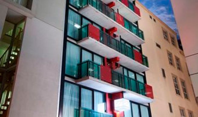 Fraser Place Melbourne Exterior