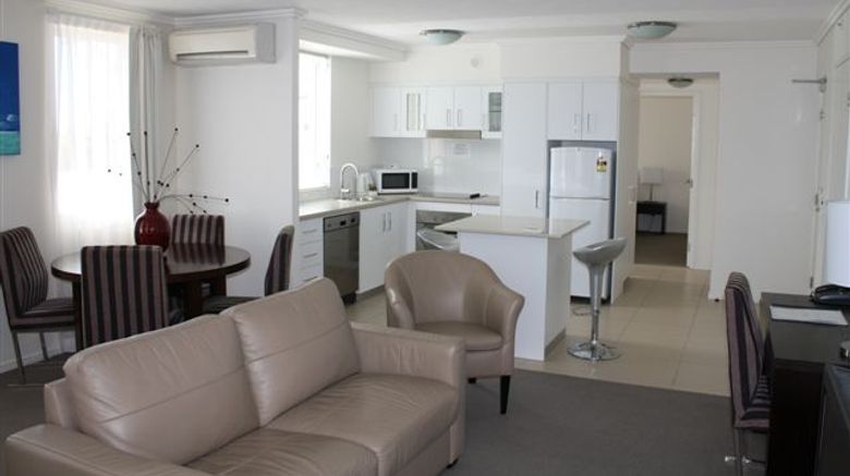 <b>Cairns Central Plaza Apartment Room</b> <b>Cairns Central Plaza Apartment Room</b>