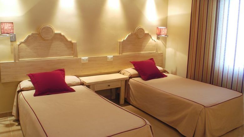 <b>Cordial Biarritz Bungalows Room</b>