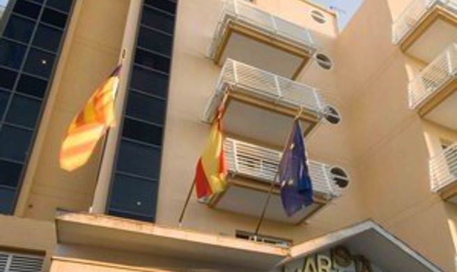Aparthotel Maristany Exterior