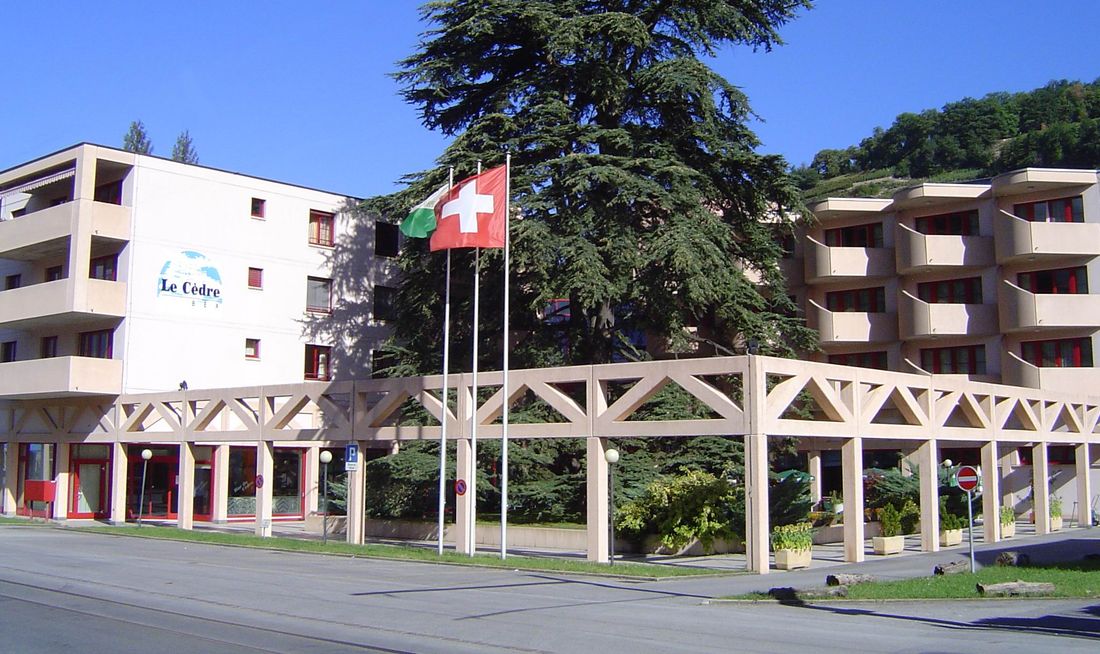 Hotel le Cedre & Bex Exterior