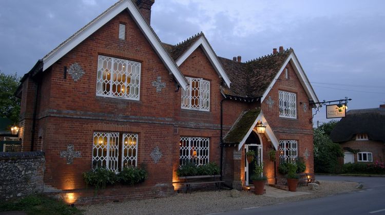 The Peat Spade Inn Exterior