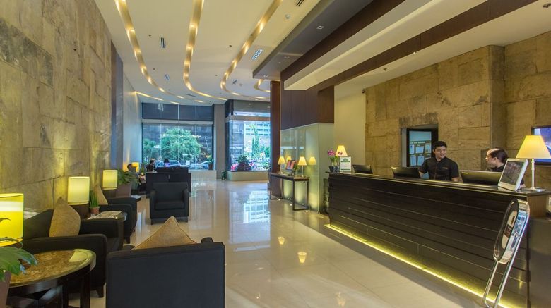 The B Hotel Alabang Lobby