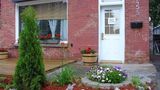 Barefoot Hostel Exterior