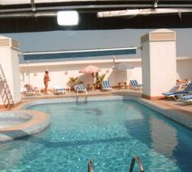 Versailles Hotel Dubai Pool