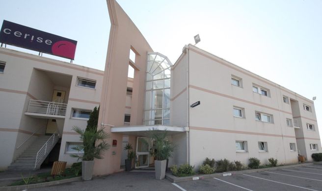 CERISE Nancy Exterior