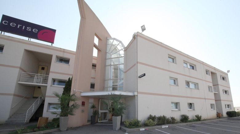 CERISE Nancy Exterior
