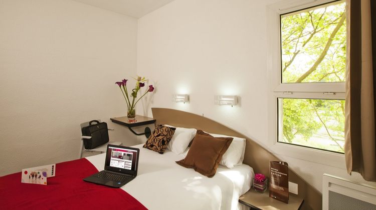 CERISE Nancy Room