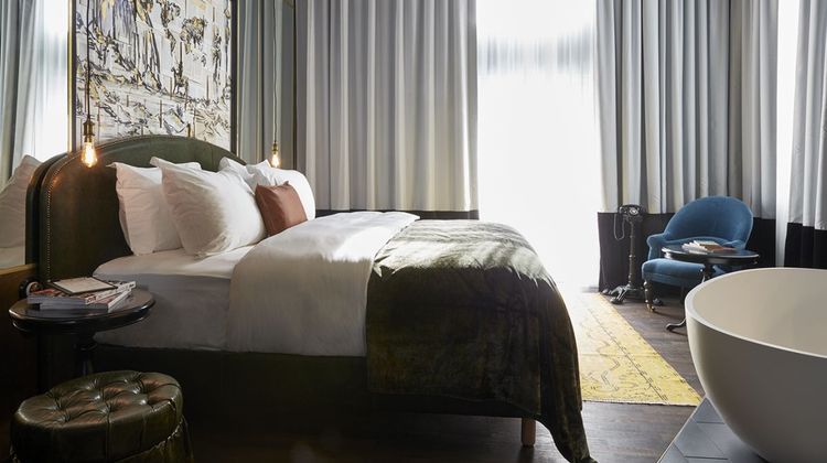Sir Savigny Hotel, Berlin Suite