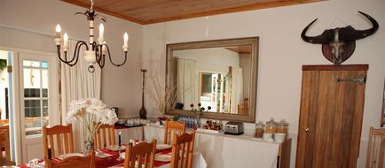 La Boheme B&B Lobby